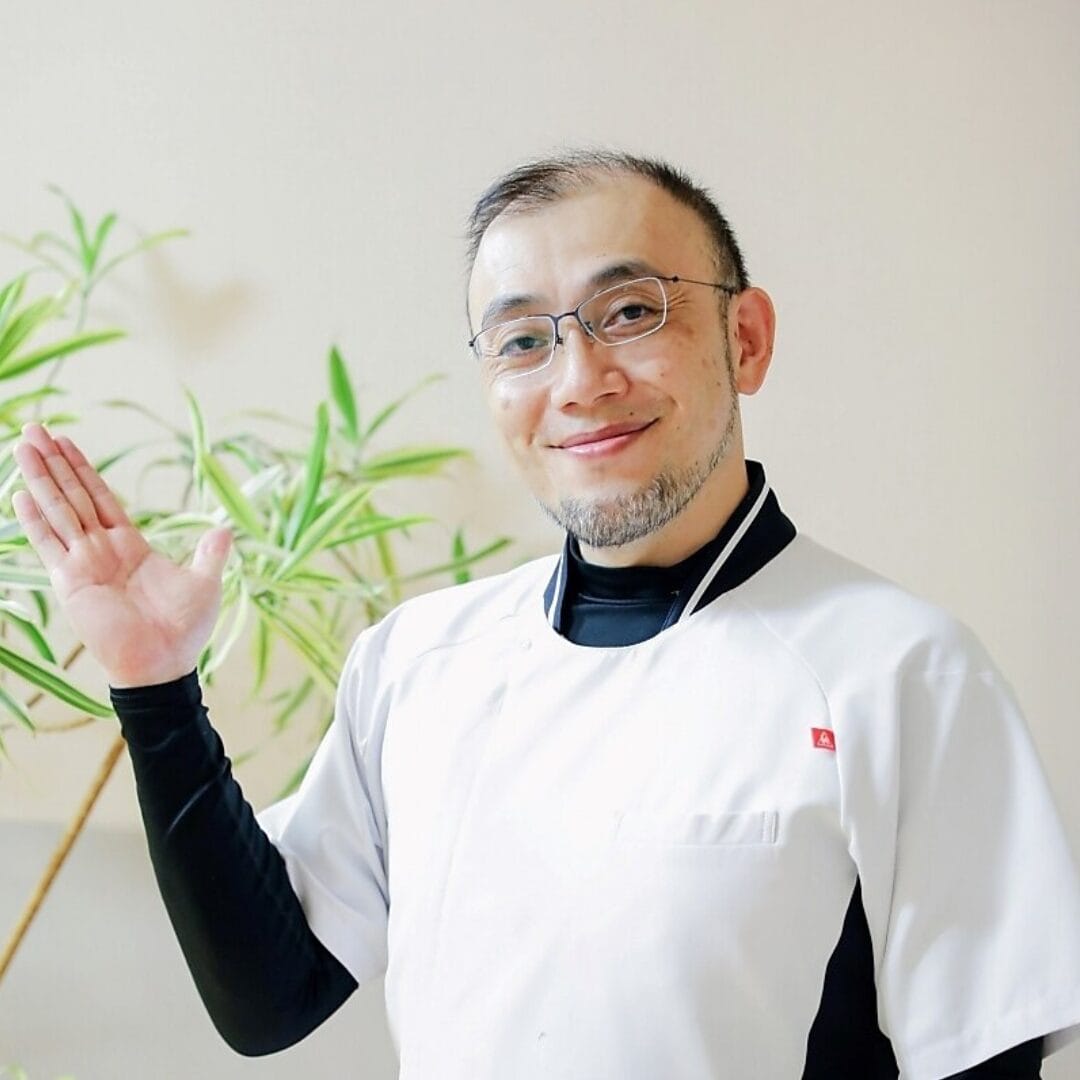 ひまわり接骨院 整体院 瀬戸店|柔道整復師 加藤貴之